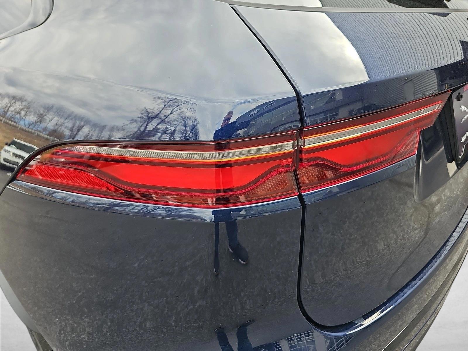 2026 Jaguar F-Pace R-Dynamic S - Photo 28