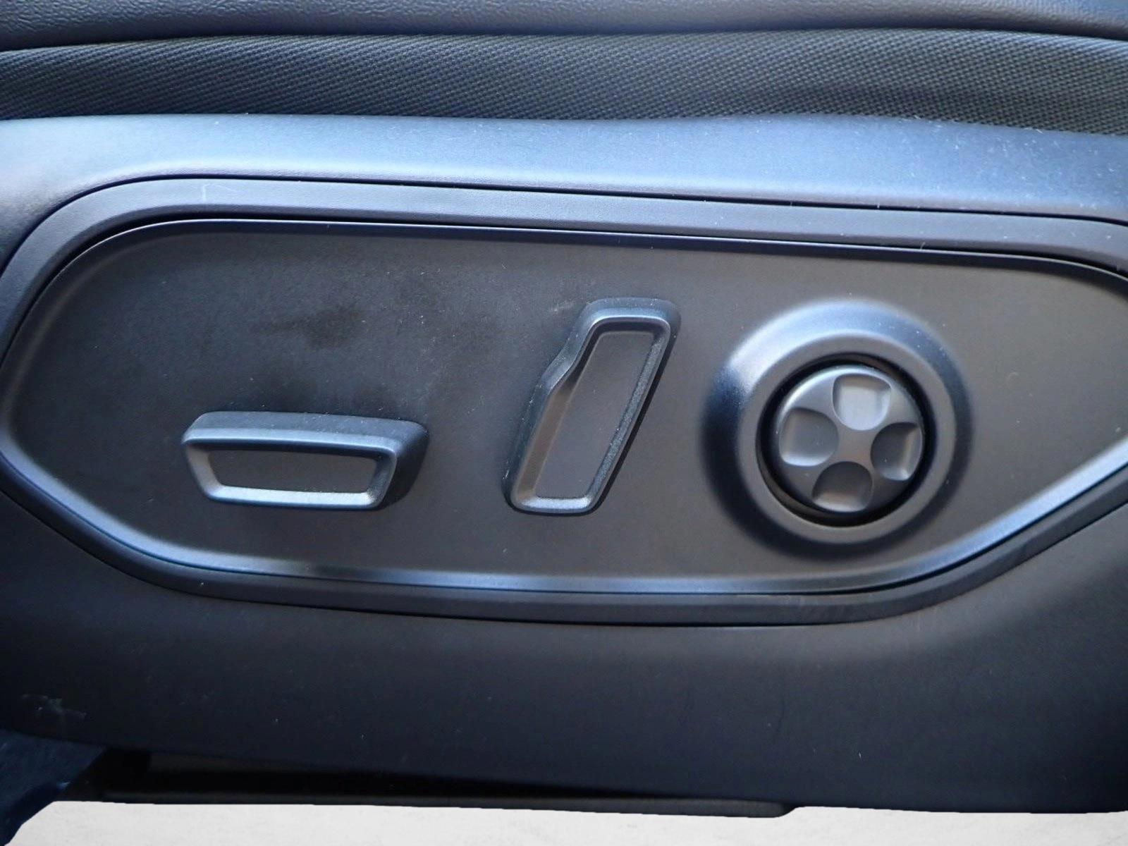 Thumbnail: 2025 Jeep Grand Cherokee L - 4