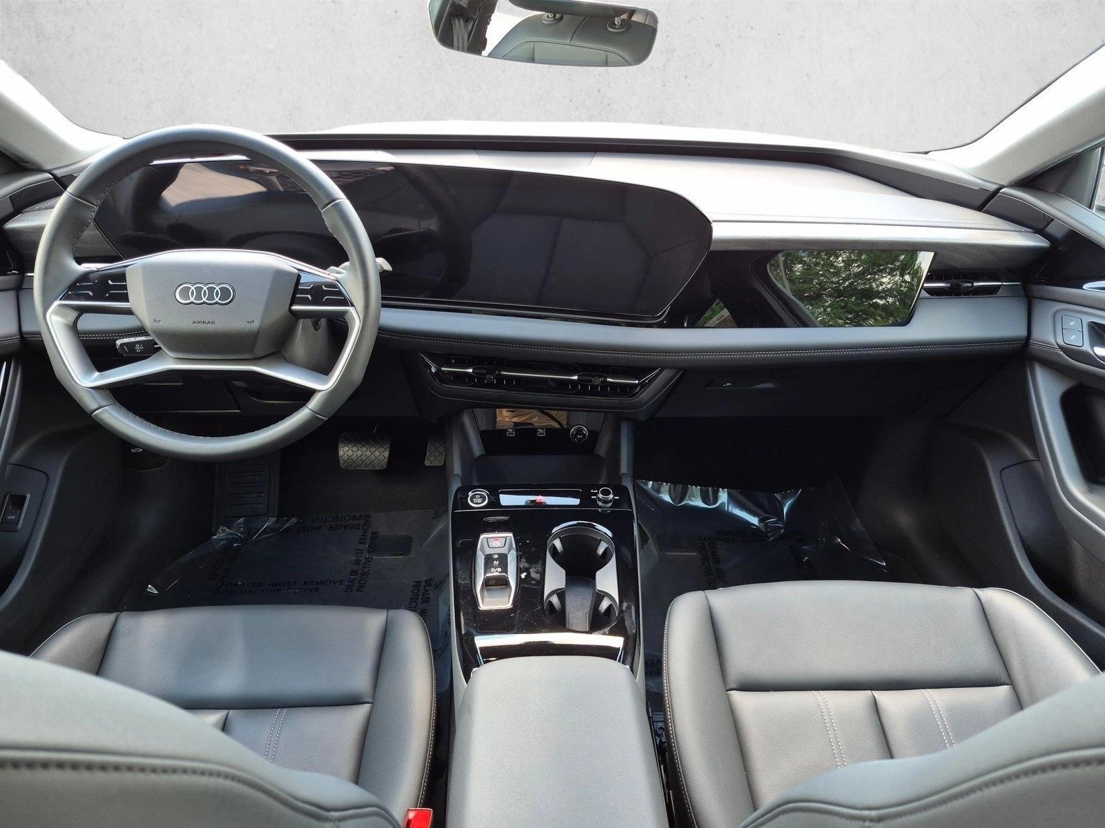 Thumbnail: 2025 Audi e-tron - 4