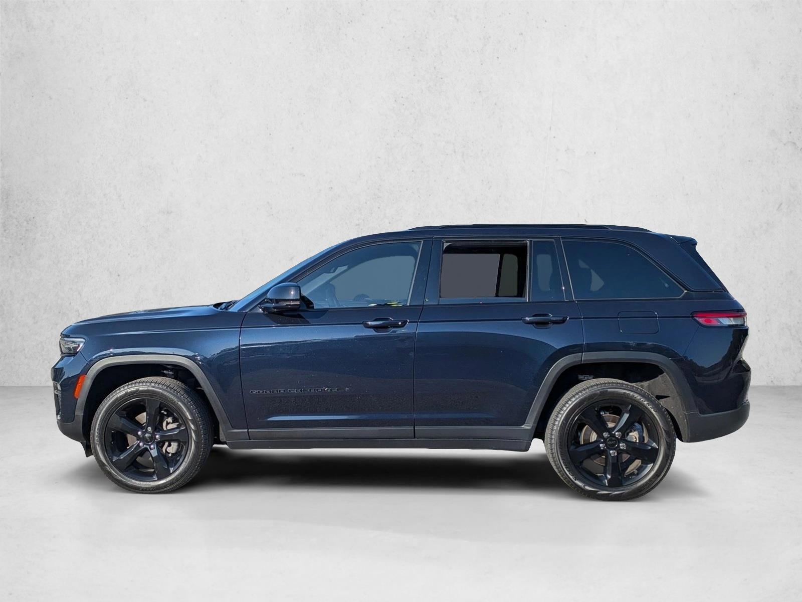 Thumbnail: 2024 Jeep Grand Cherokee - 2
