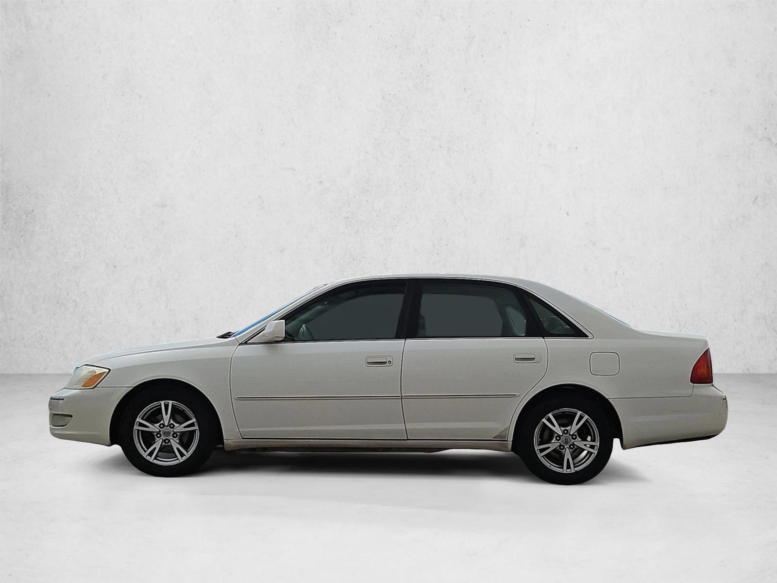 Thumbnail: 2001 Toyota Avalon - 2