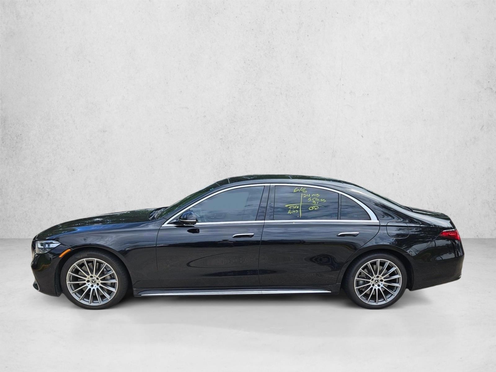 Thumbnail: 2024 Mercedes-Benz S-Class - 2