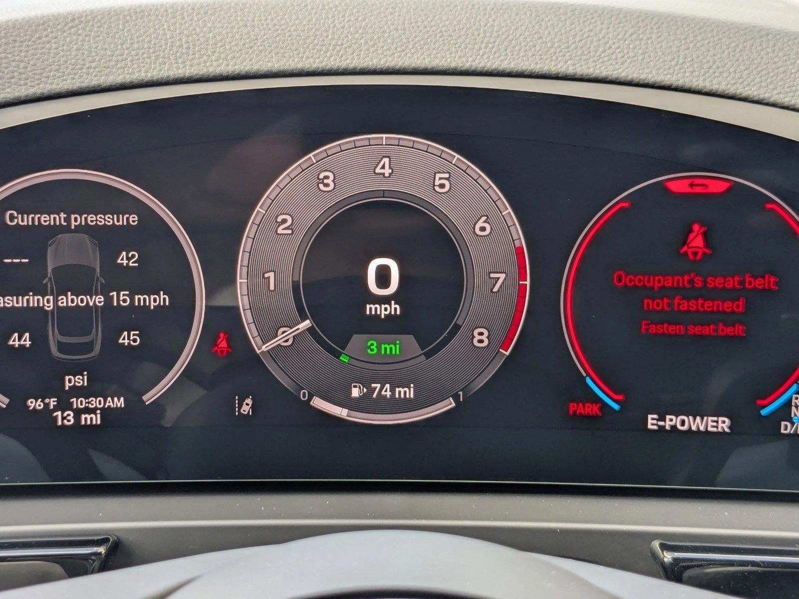 2025 Porsche Cayenne Coupe E-Hybrid - Photo 16
