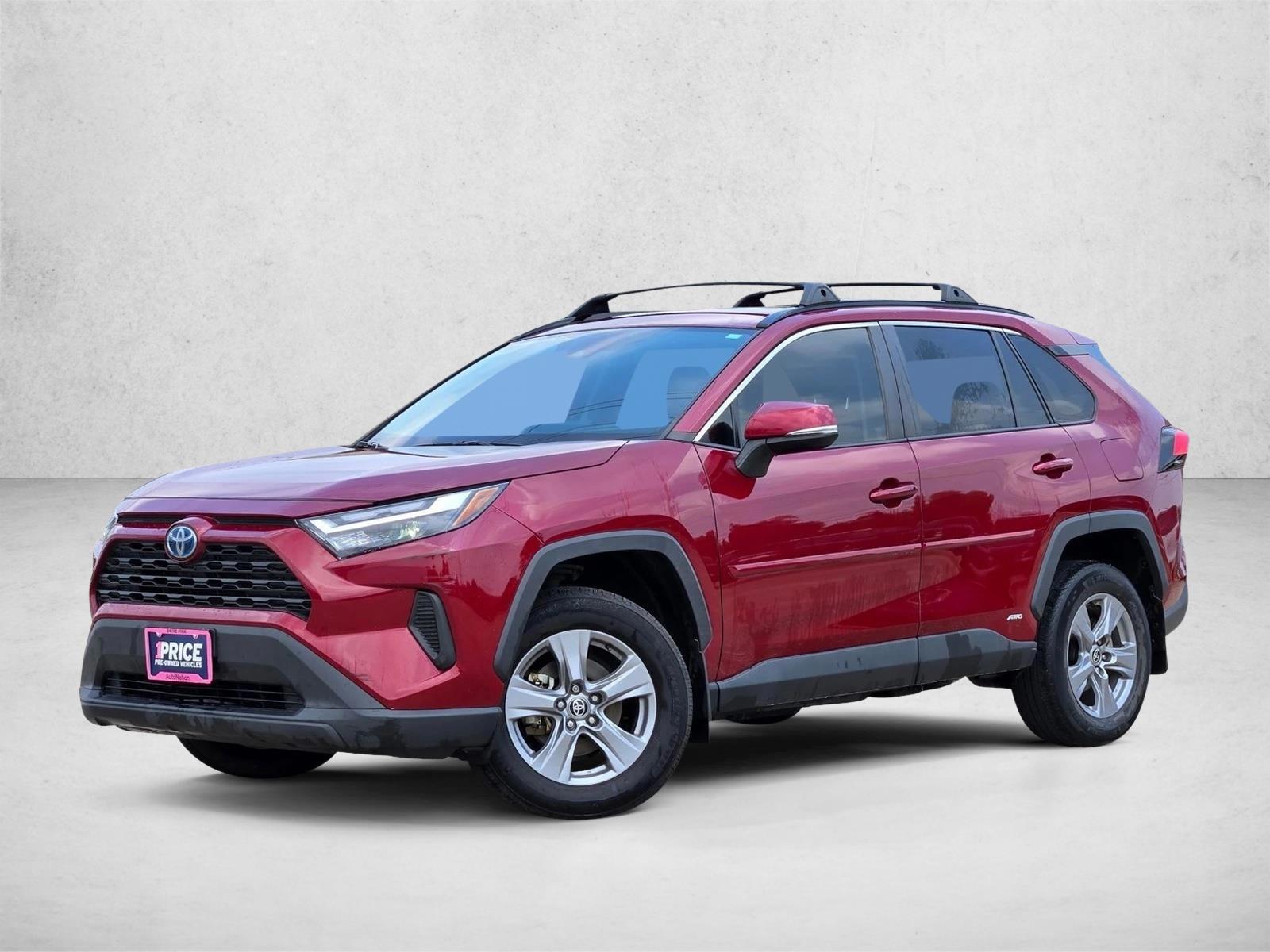Thumbnail: 2022 Toyota RAV4 - 1