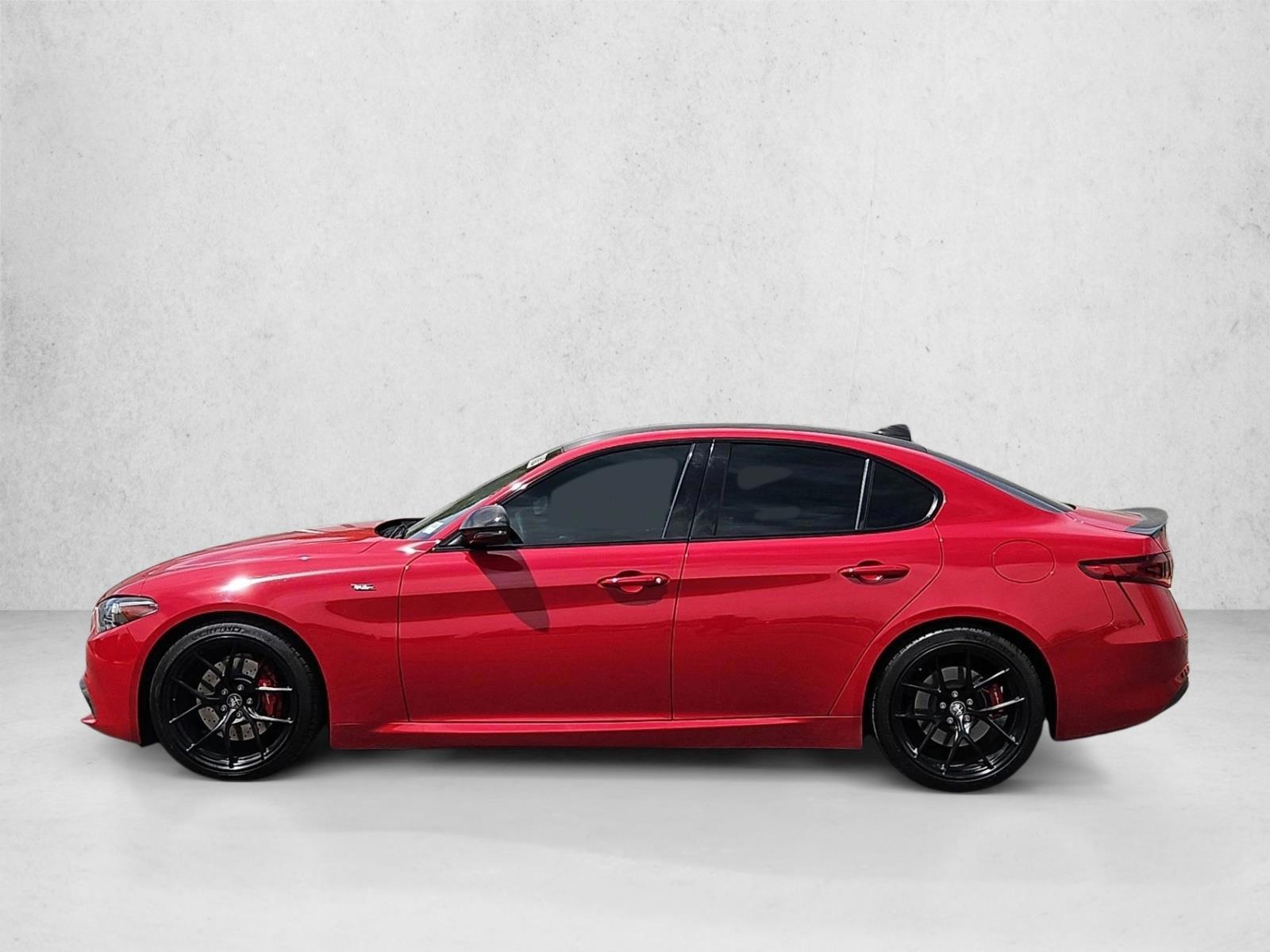 Thumbnail: 2019 Alfa Romeo Giulia - 2