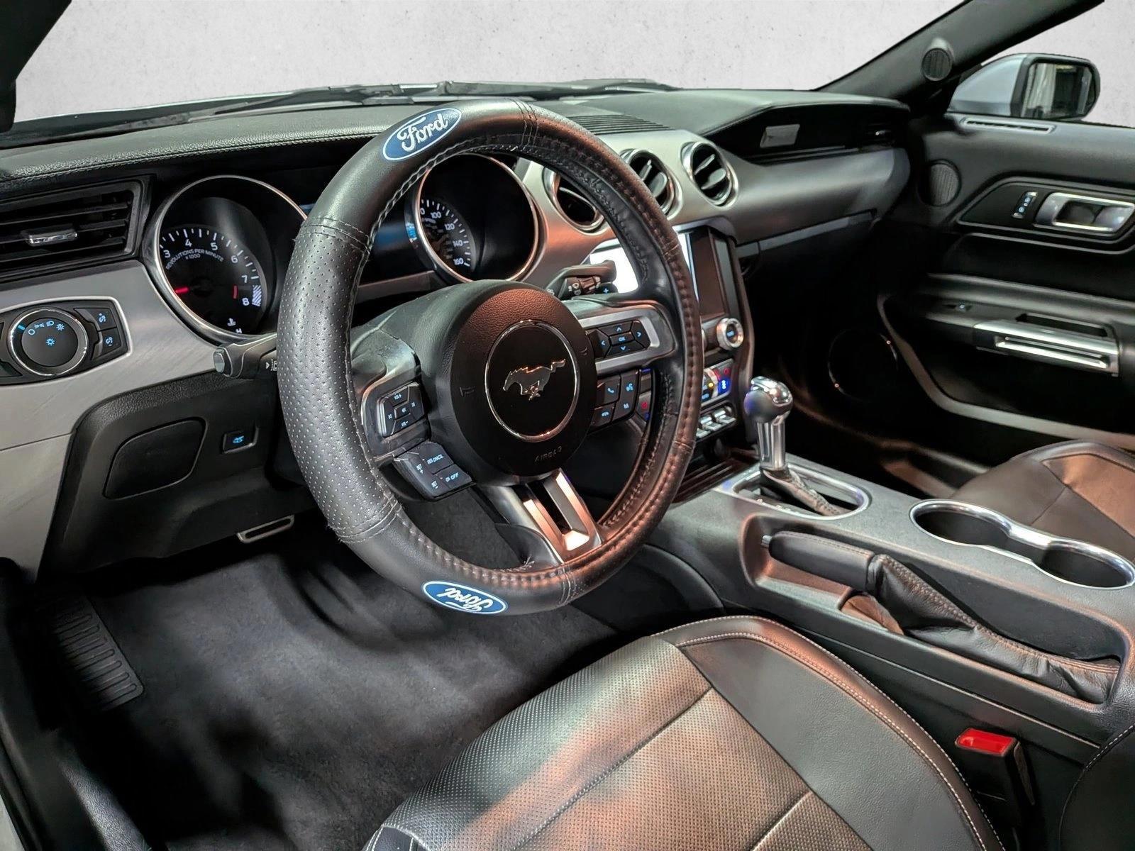 Thumbnail: 2022 Ford Mustang - 3