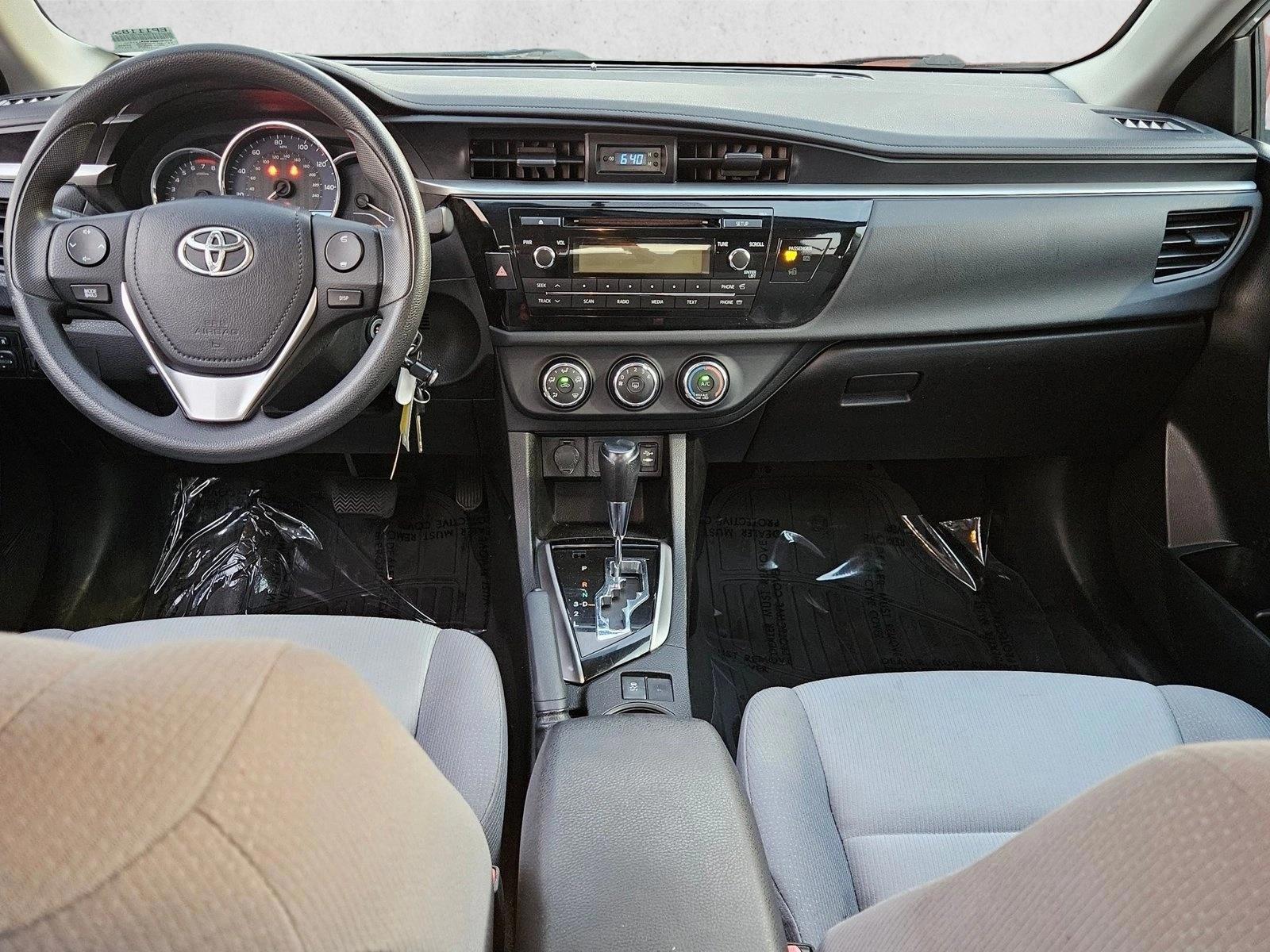 Thumbnail: 2014 Toyota Corolla - 3