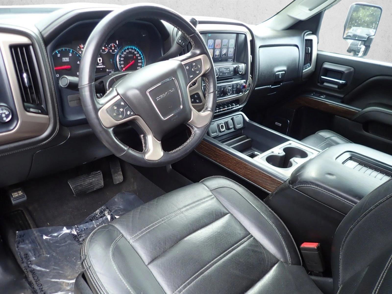Thumbnail: 2019 GMC Sierra 2500 - 3