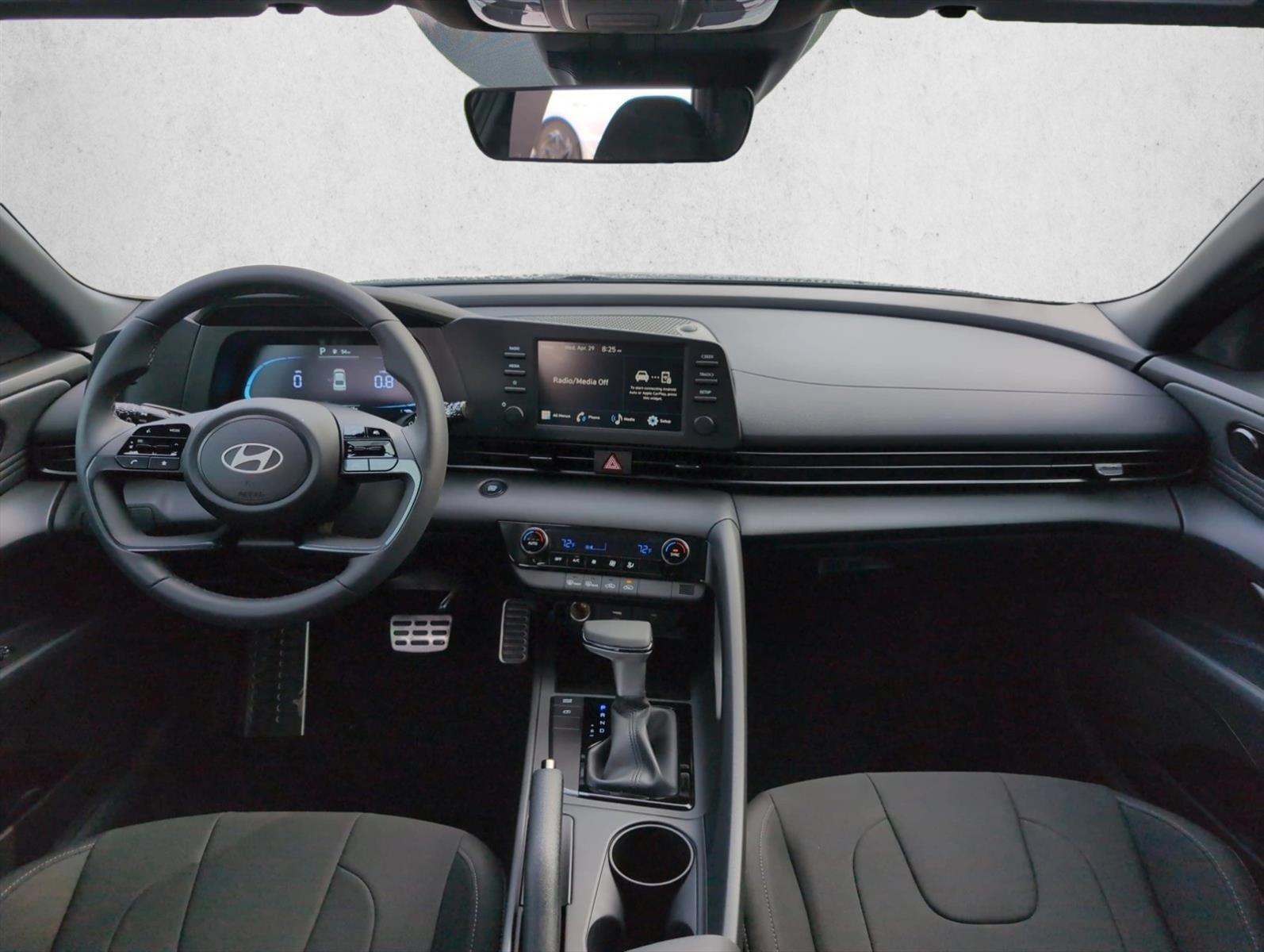 Thumbnail: 2026 Hyundai Elantra - 4