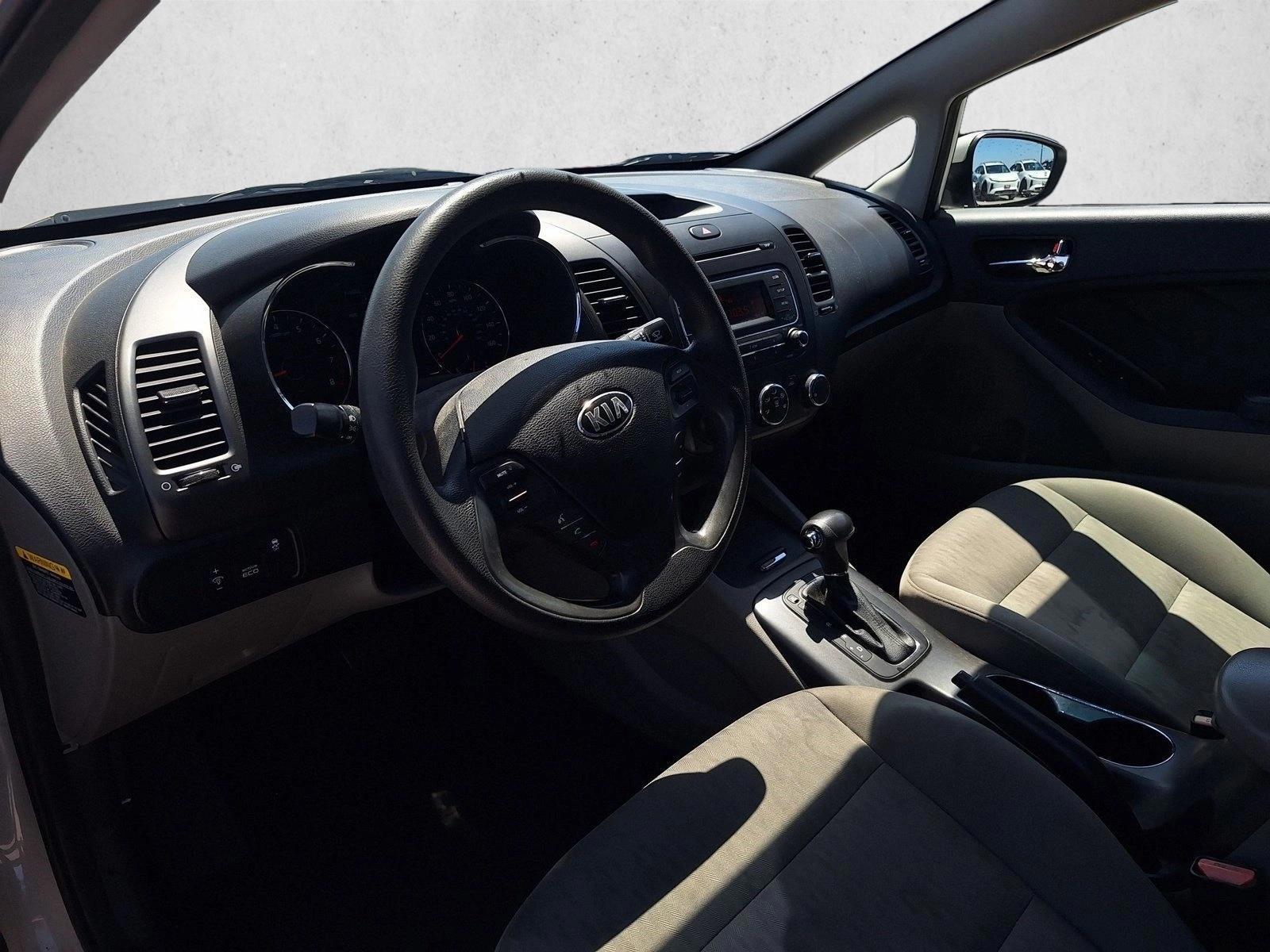 Thumbnail: 2015 Kia Forte - 3