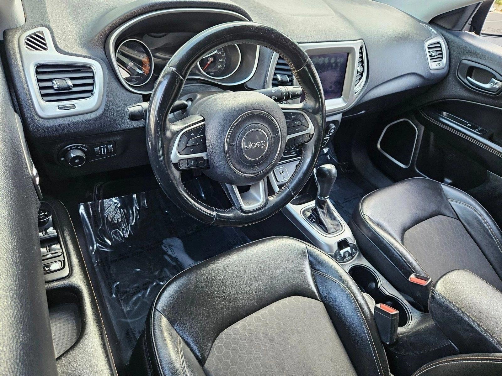 Thumbnail: 2018 Jeep Compass - 3