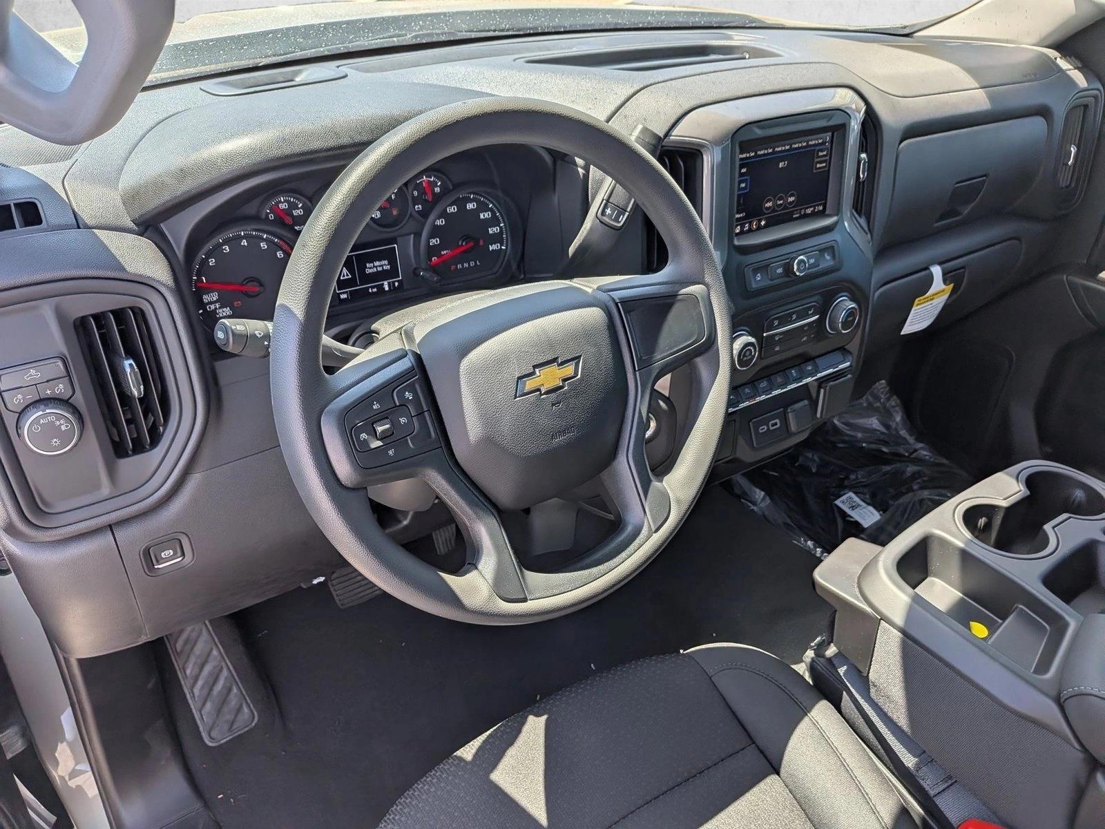 Thumbnail: 2026 Chevrolet Silverado 1500 - 3