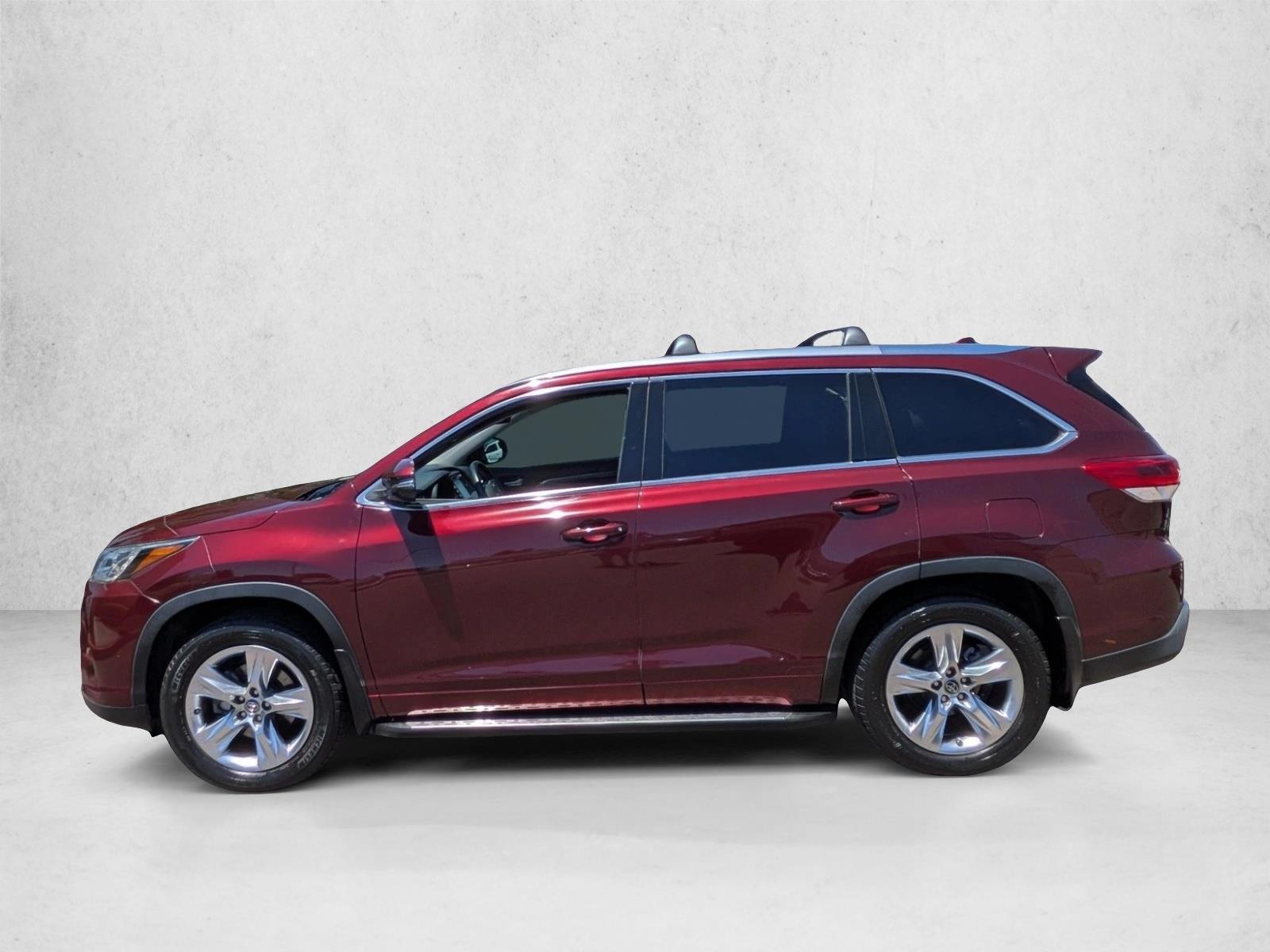 Thumbnail: 2017 Toyota Highlander - 2