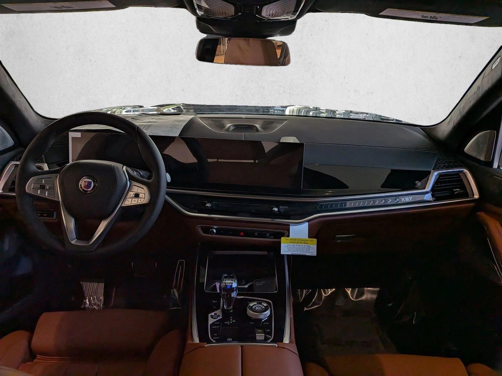 Thumbnail: 2026 BMW X7 - 4