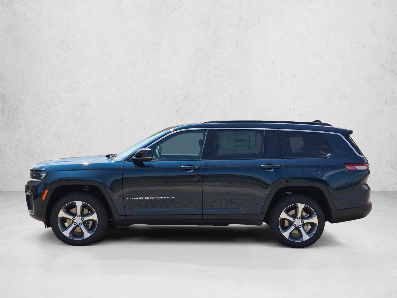 Thumbnail: 2026 Jeep Grand Cherokee L - 2