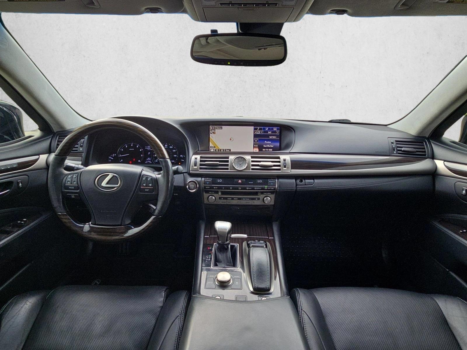 Thumbnail: 2015 Lexus LS - 4