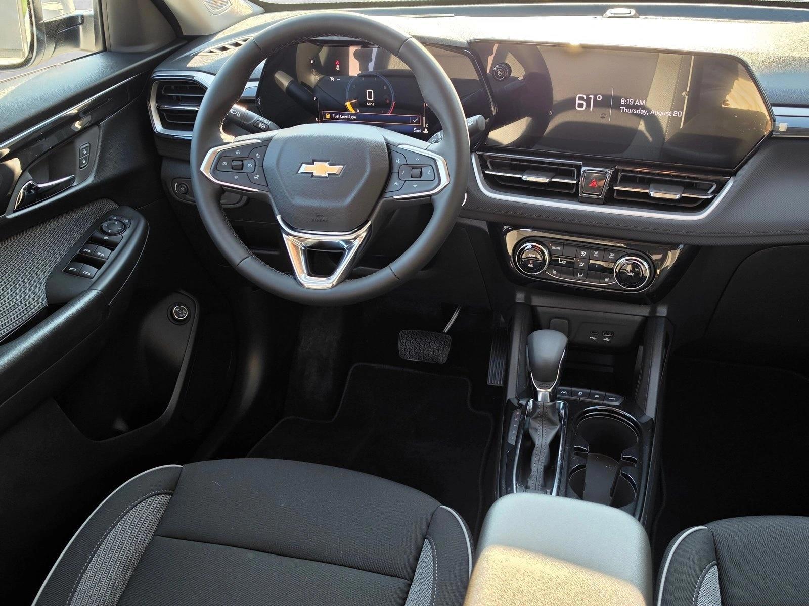 Thumbnail: 2026 Chevrolet TrailBlazer - 4