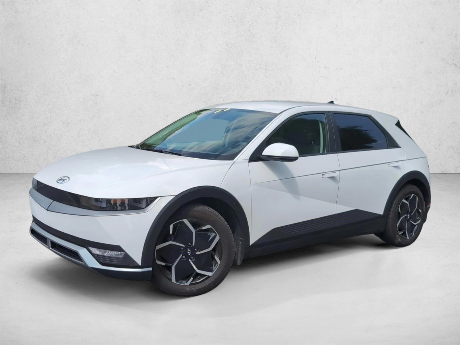 Thumbnail: 2024 Hyundai Ioniq 5 - 1