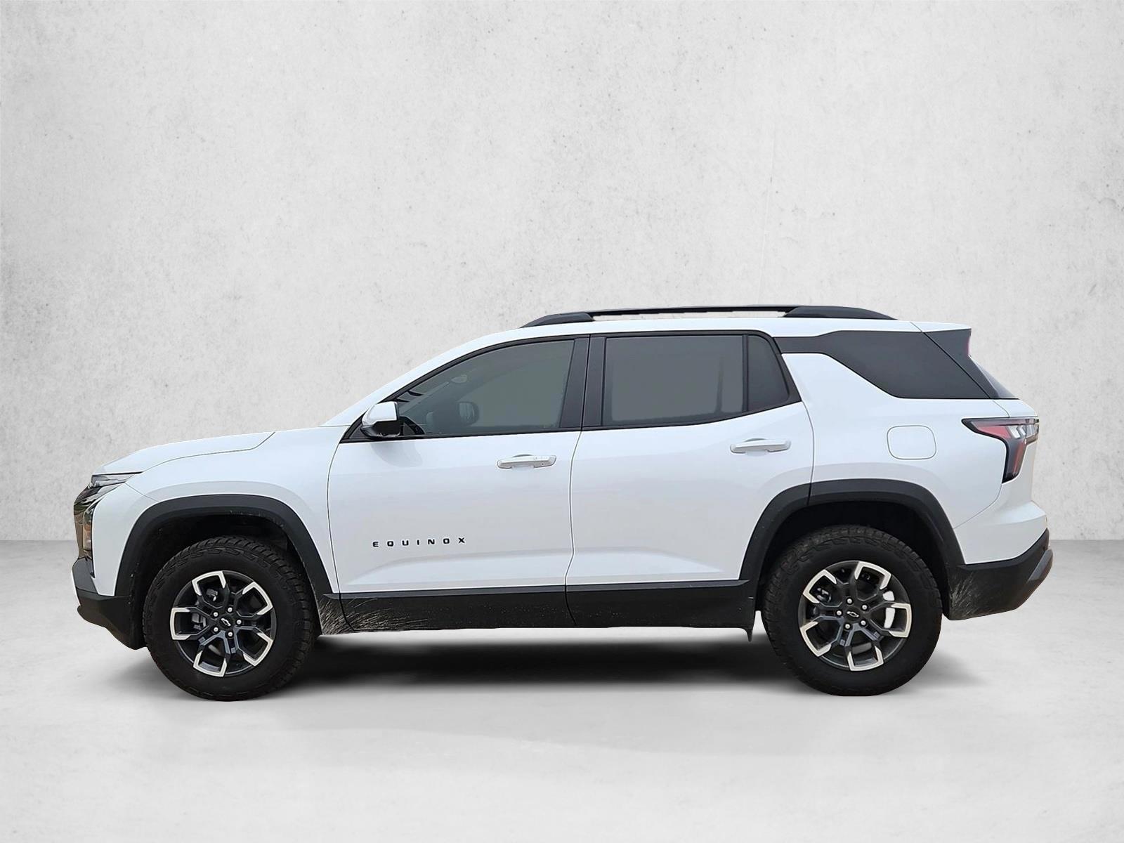 Thumbnail: 2026 Chevrolet Equinox - 2