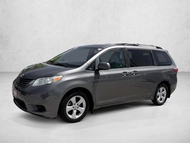 2015 Toyota Sienna LE -
                  Centennial, CO