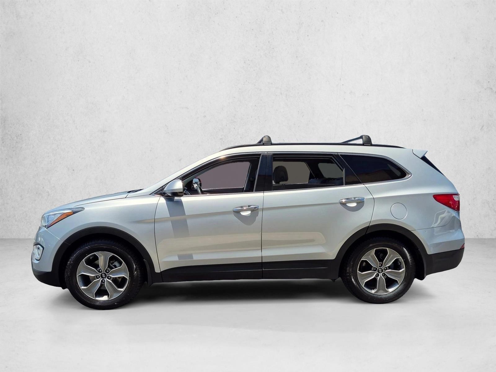 Thumbnail: 2015 Hyundai Santa Fe - 2
