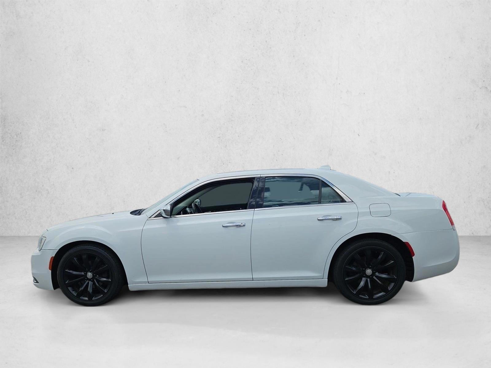 Thumbnail: 2020 Chrysler 300 - 2