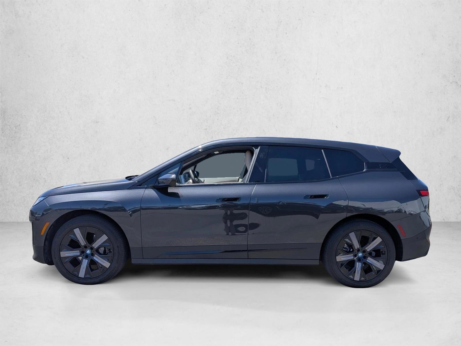 Thumbnail: 2024 BMW iX - 2