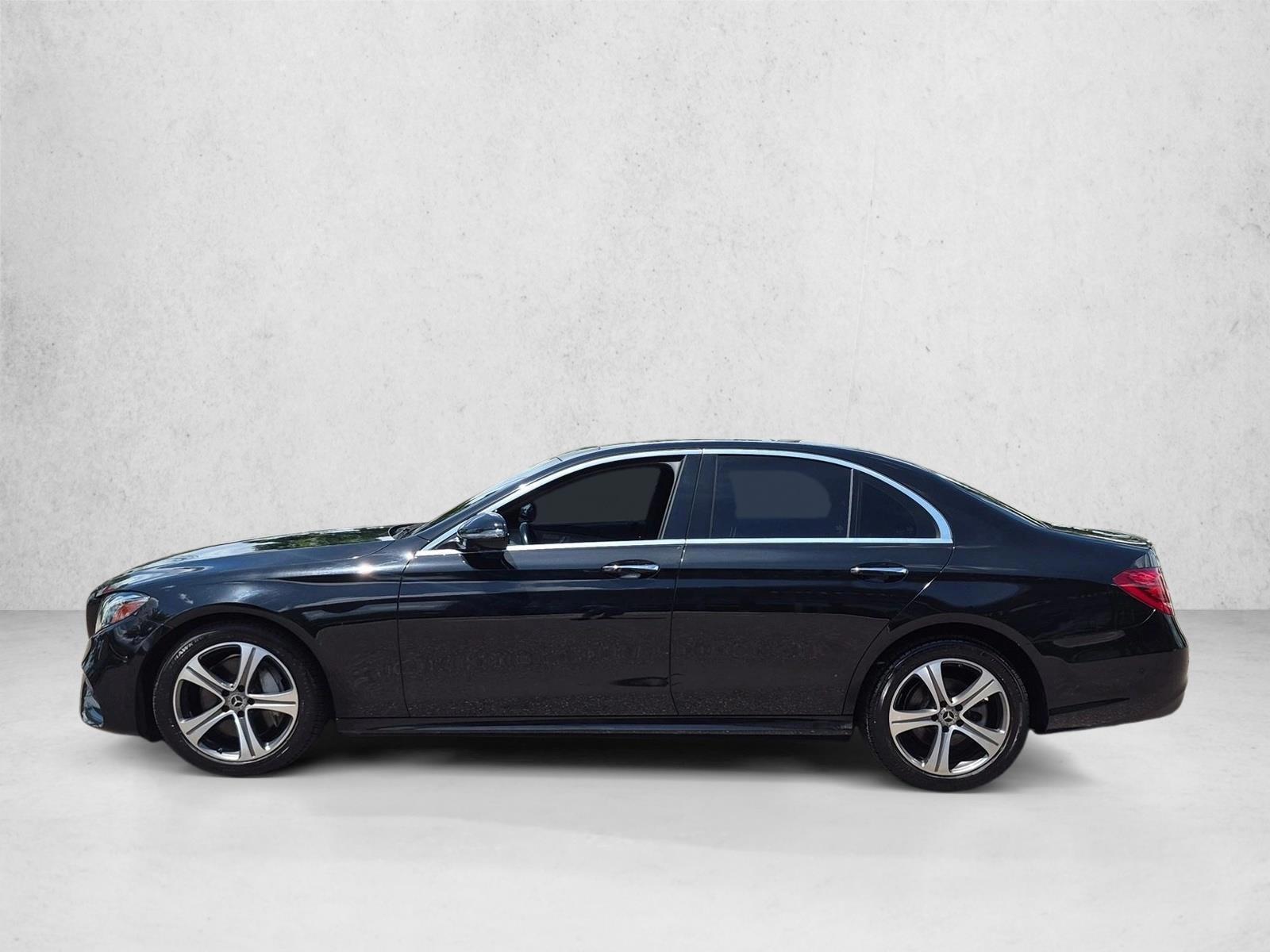 Thumbnail: 2020 Mercedes-Benz E-Class - 2
