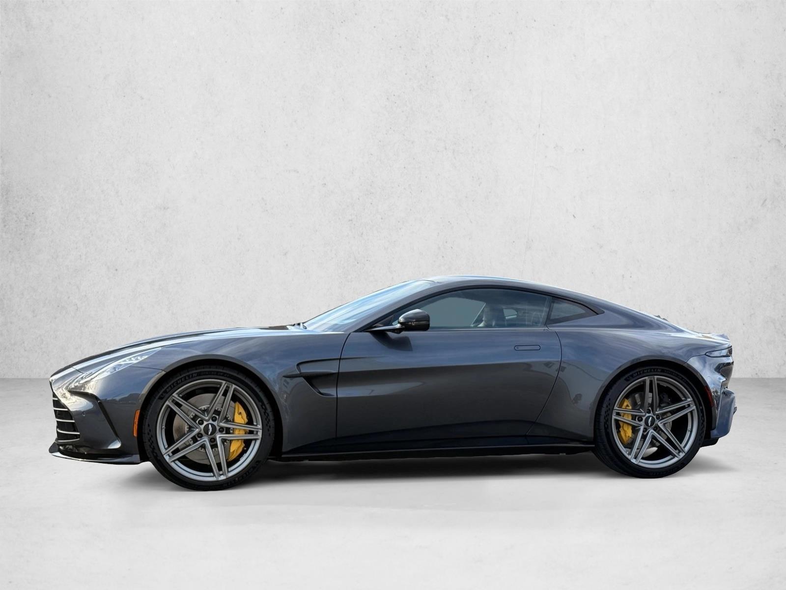 Thumbnail: 2026 Aston Martin Vantage - 2