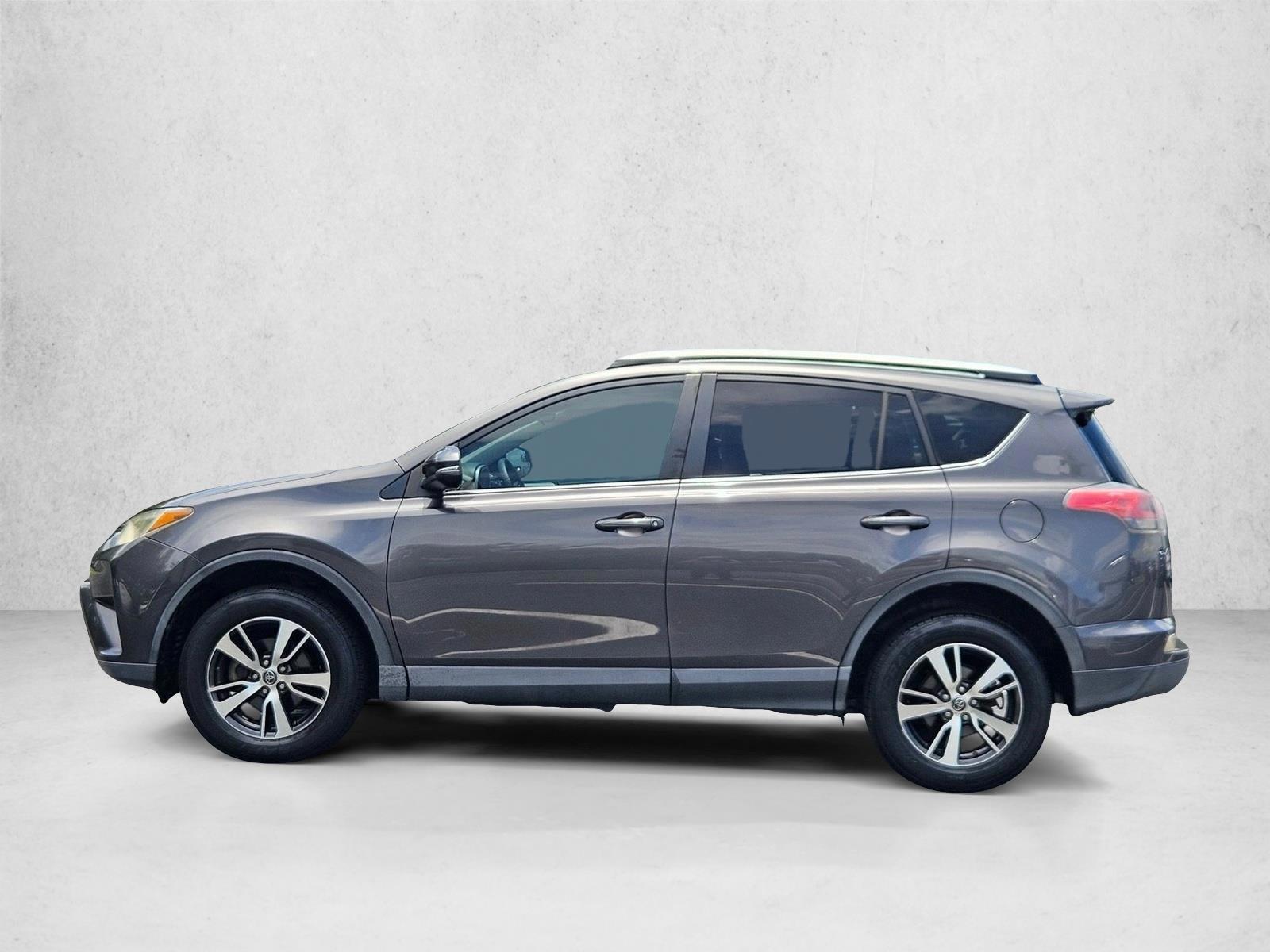 Thumbnail: 2017 Toyota RAV4 - 2