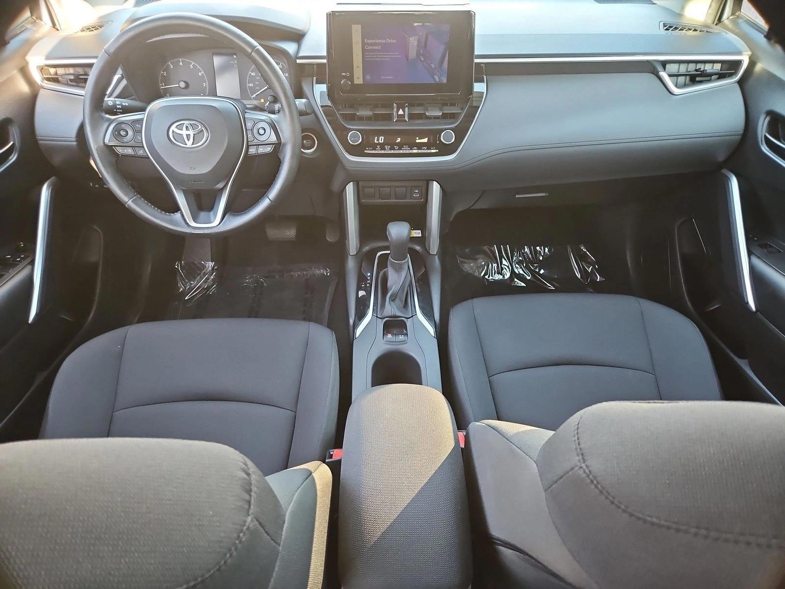 Thumbnail: 2023 Toyota Corolla Cross - 3