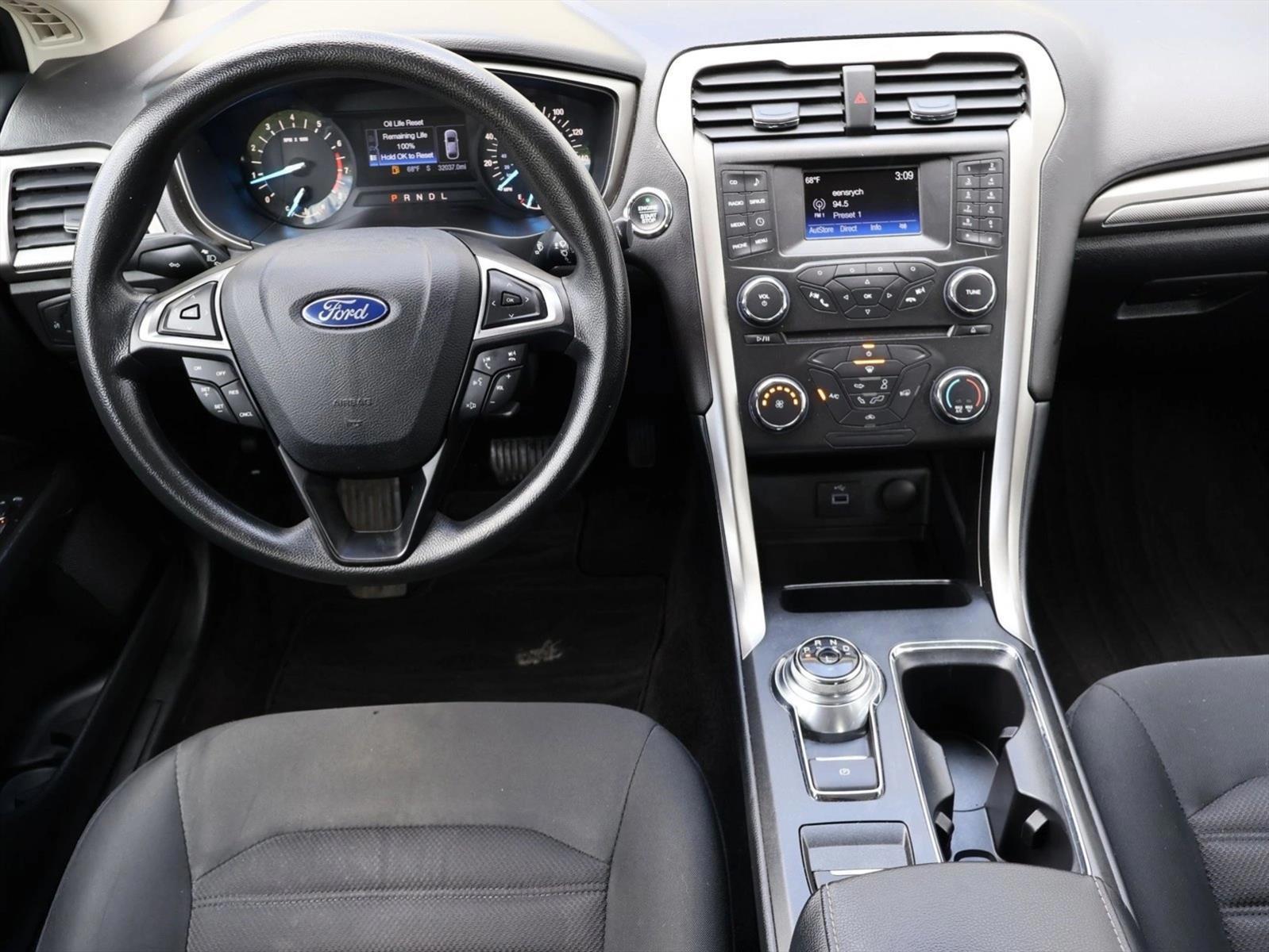 Thumbnail: 2017 Ford Fusion - 4