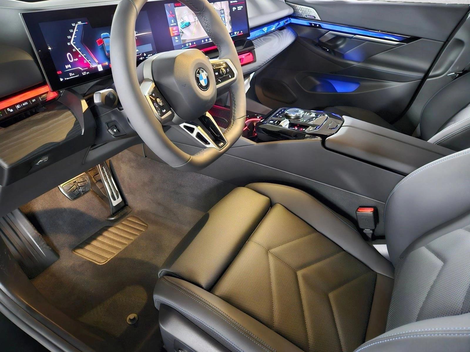 Thumbnail: 2026 BMW 5 Series - 3