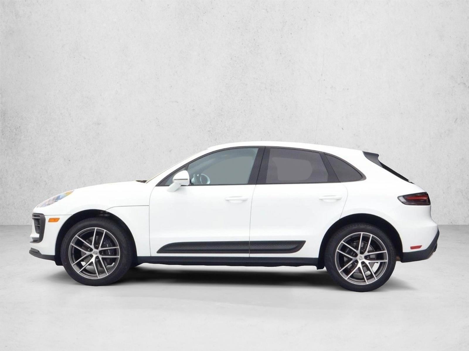 Thumbnail: 2025 Porsche Macan - 2