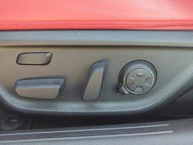 2022 Genesis G70