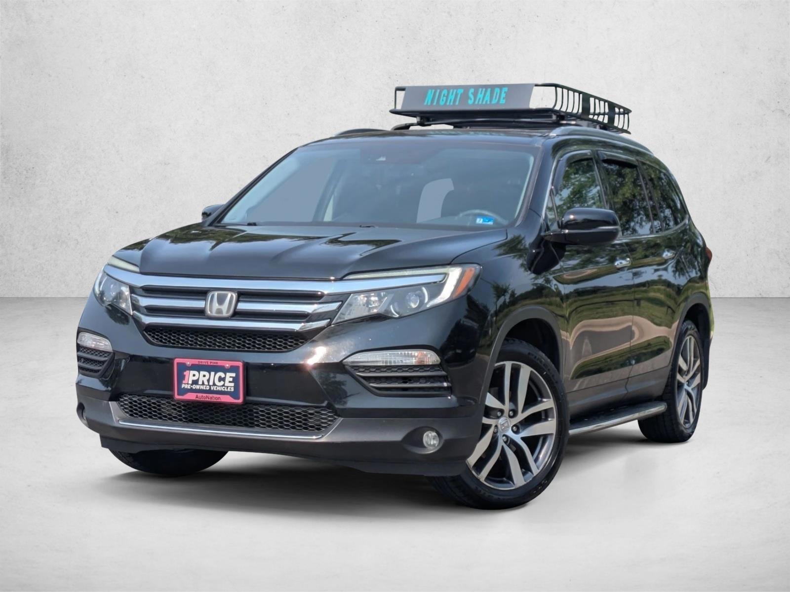 Thumbnail: 2017 Honda Pilot - 1