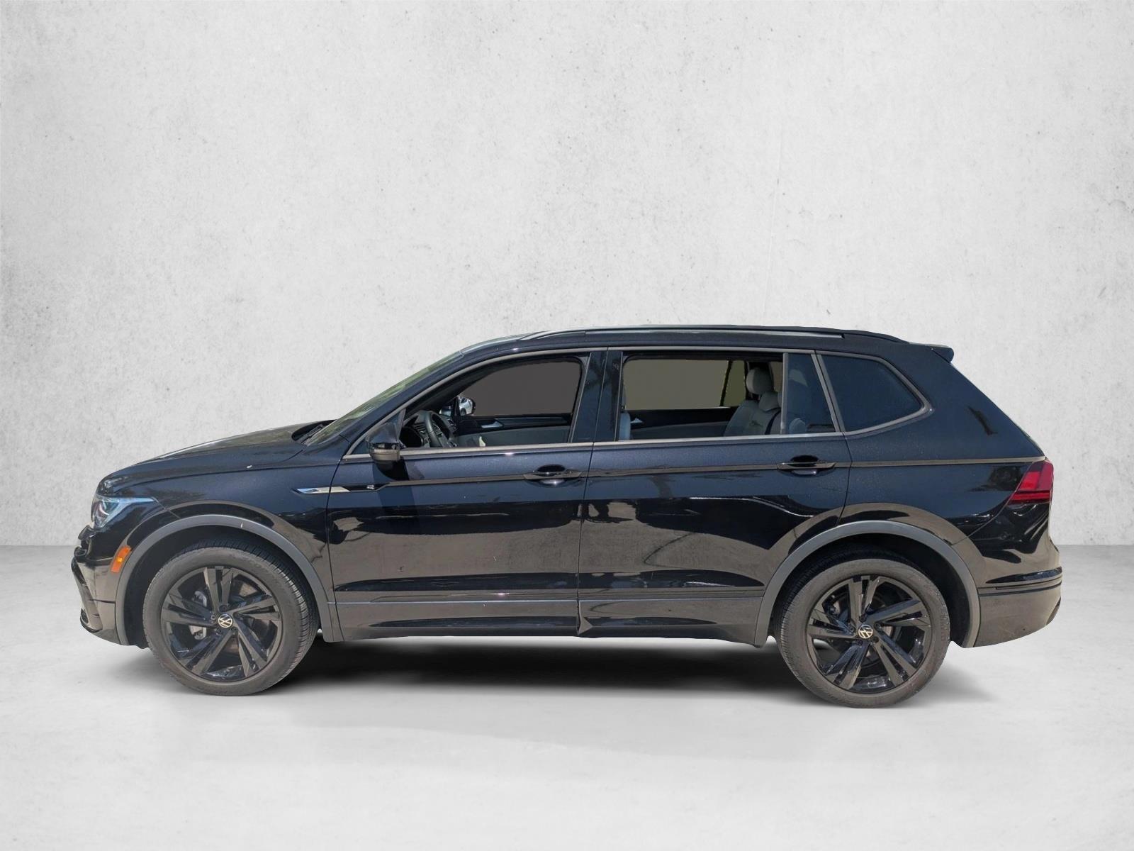 Thumbnail: 2024 Volkswagen Tiguan - 2
