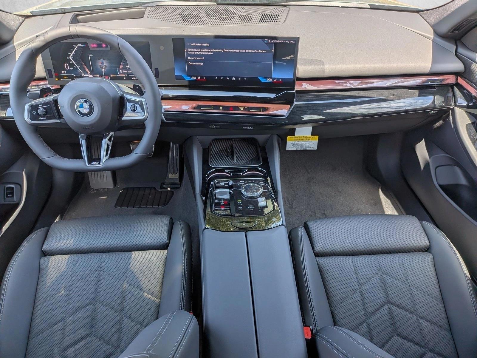 Thumbnail: 2027 BMW 5 Series - 4