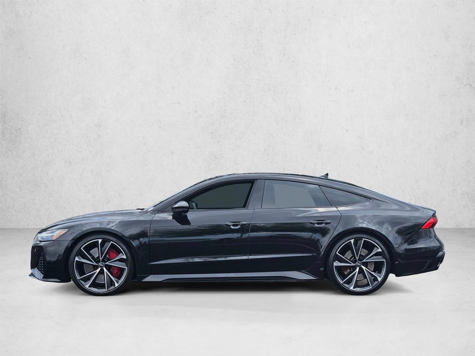 Thumbnail: 2022 Audi RS 7 - 2