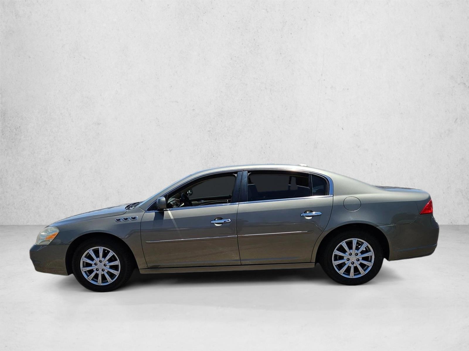 Thumbnail: 2011 Buick Lucerne - 3