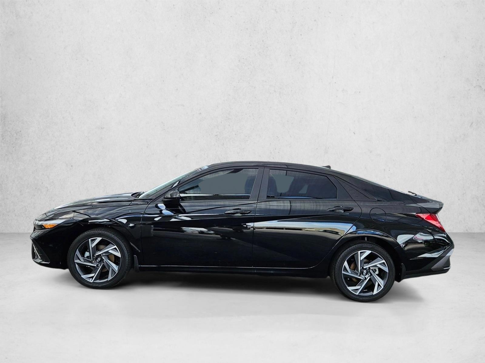 Thumbnail: 2025 Hyundai Elantra - 2