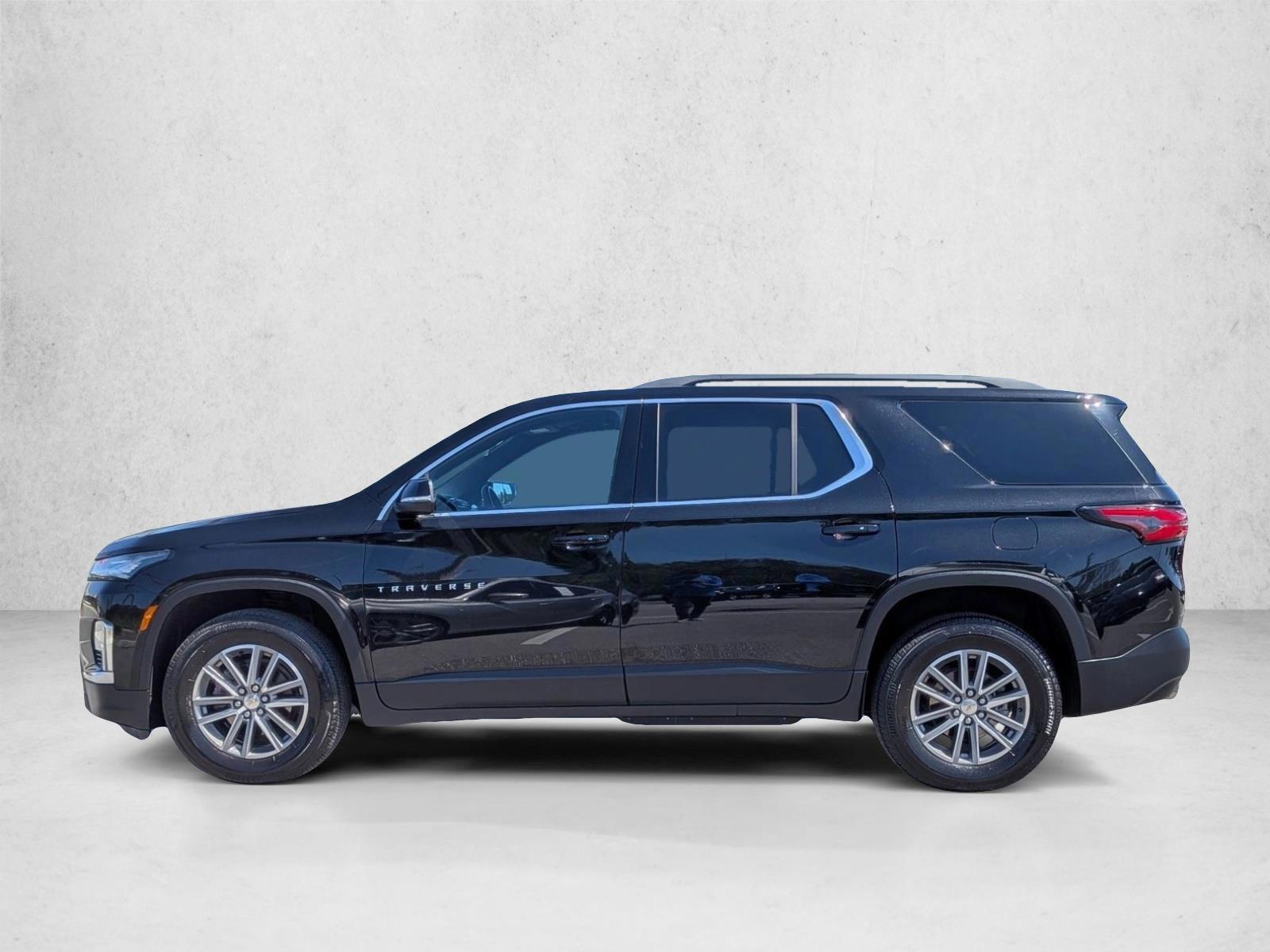 Thumbnail: 2023 Chevrolet Traverse - 2
