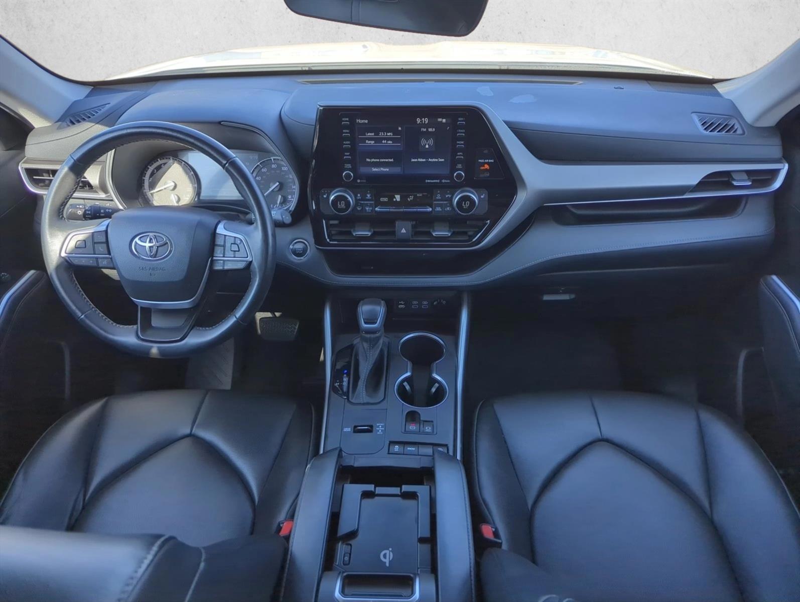 Thumbnail: 2022 Toyota Highlander - 2