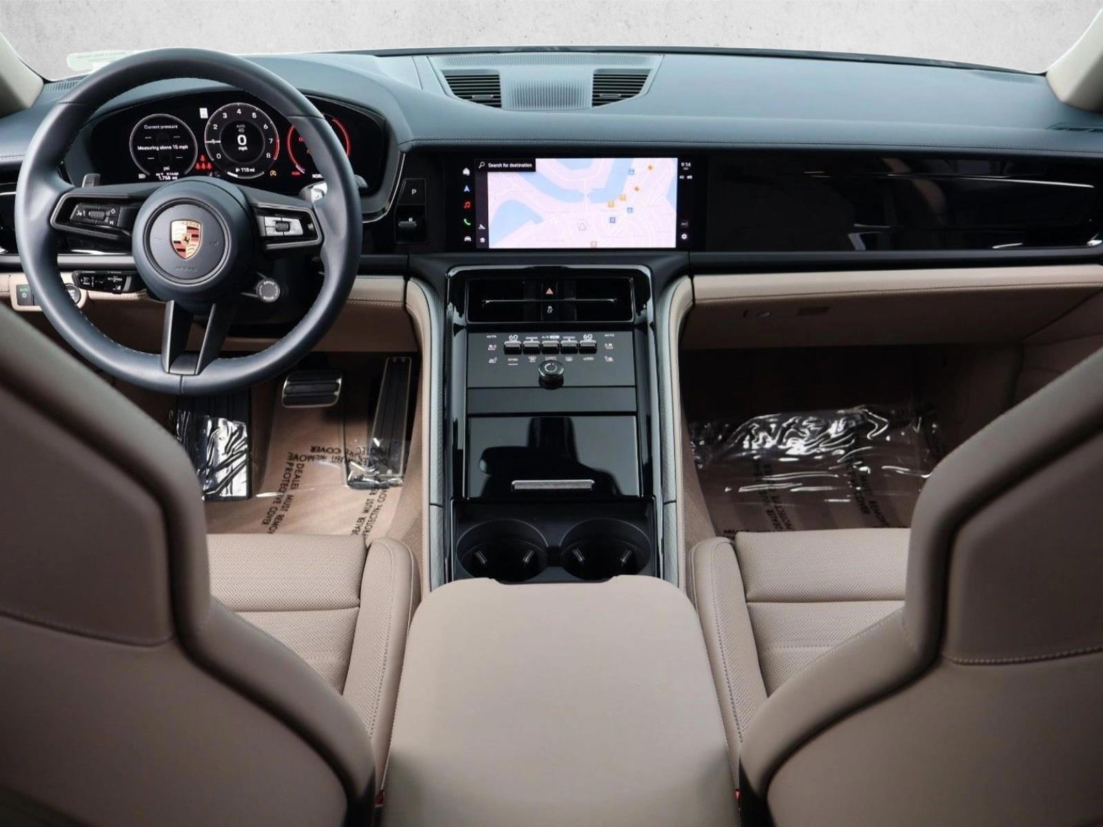 Thumbnail: 2026 Porsche Panamera - 4
