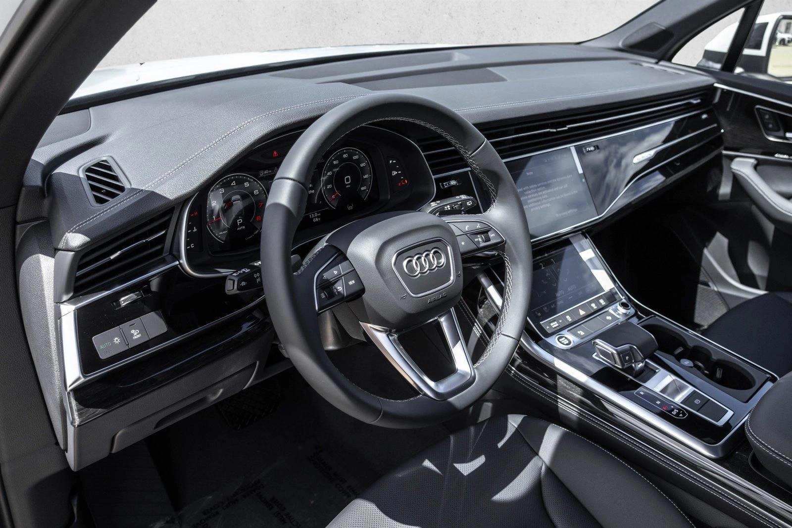 Thumbnail: 2026 Audi Q7 - 3