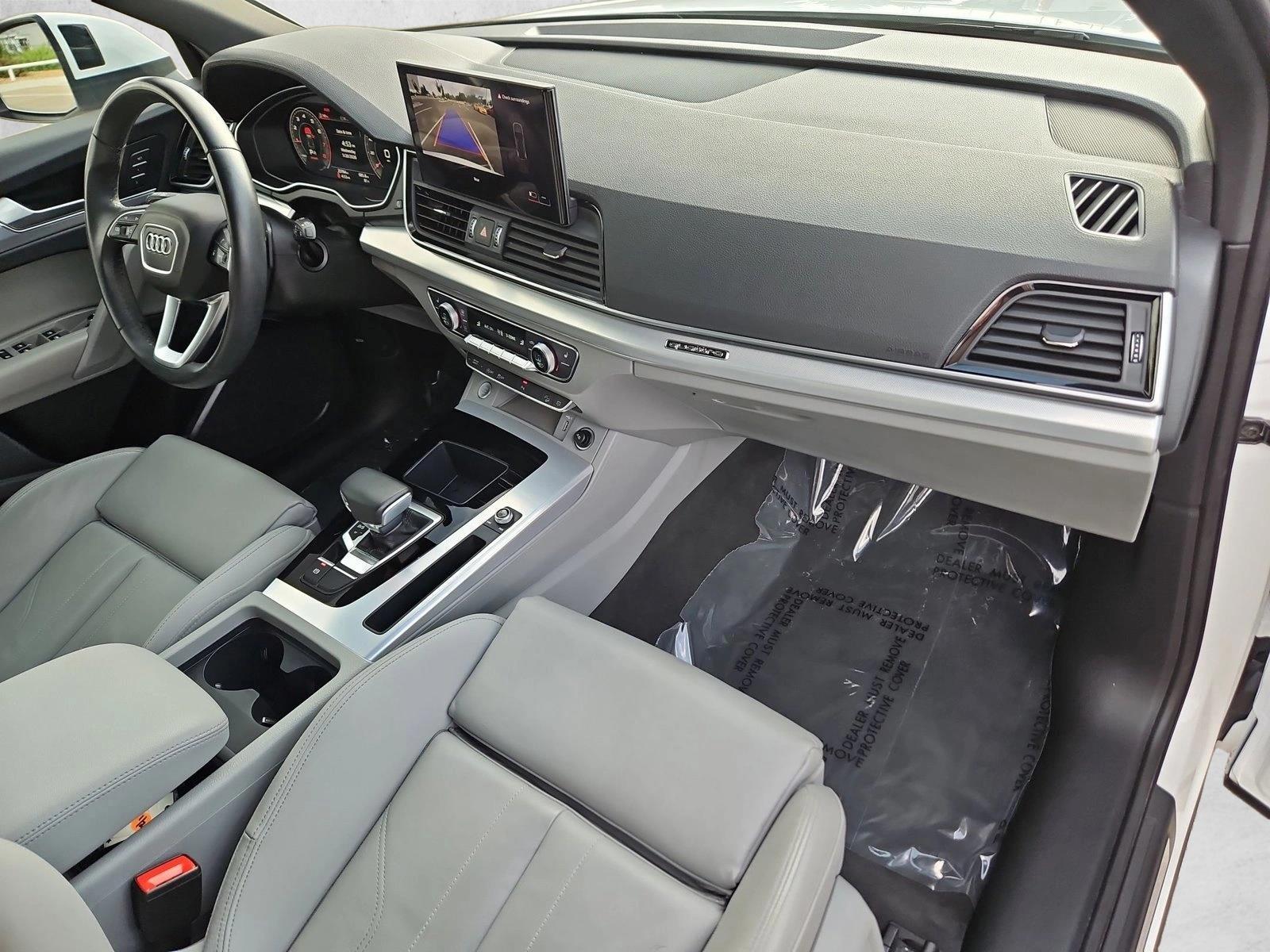 2025 Audi Q5 Premium - Photo 24