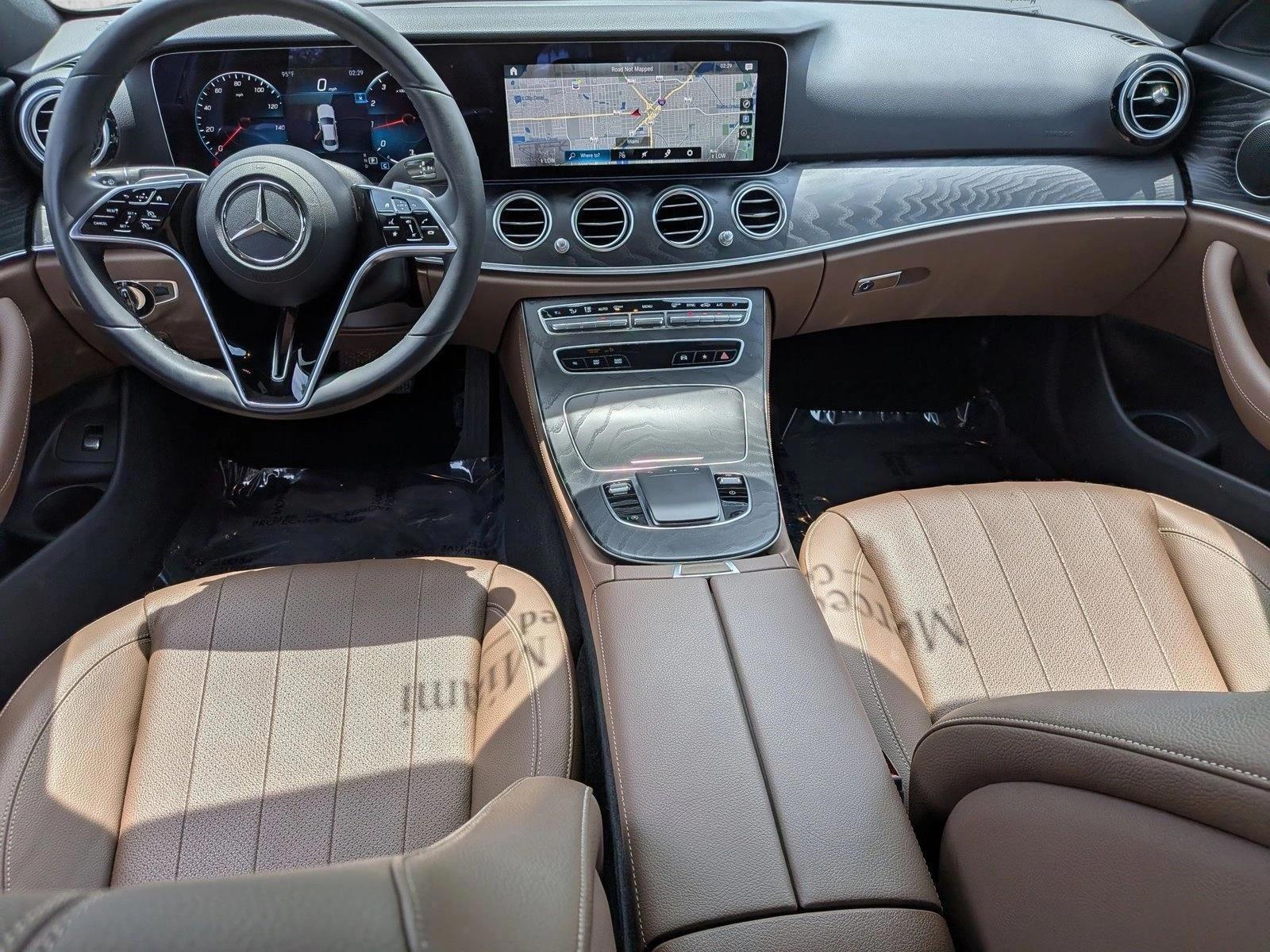 Thumbnail: 2022 Mercedes-Benz E-Class - 3