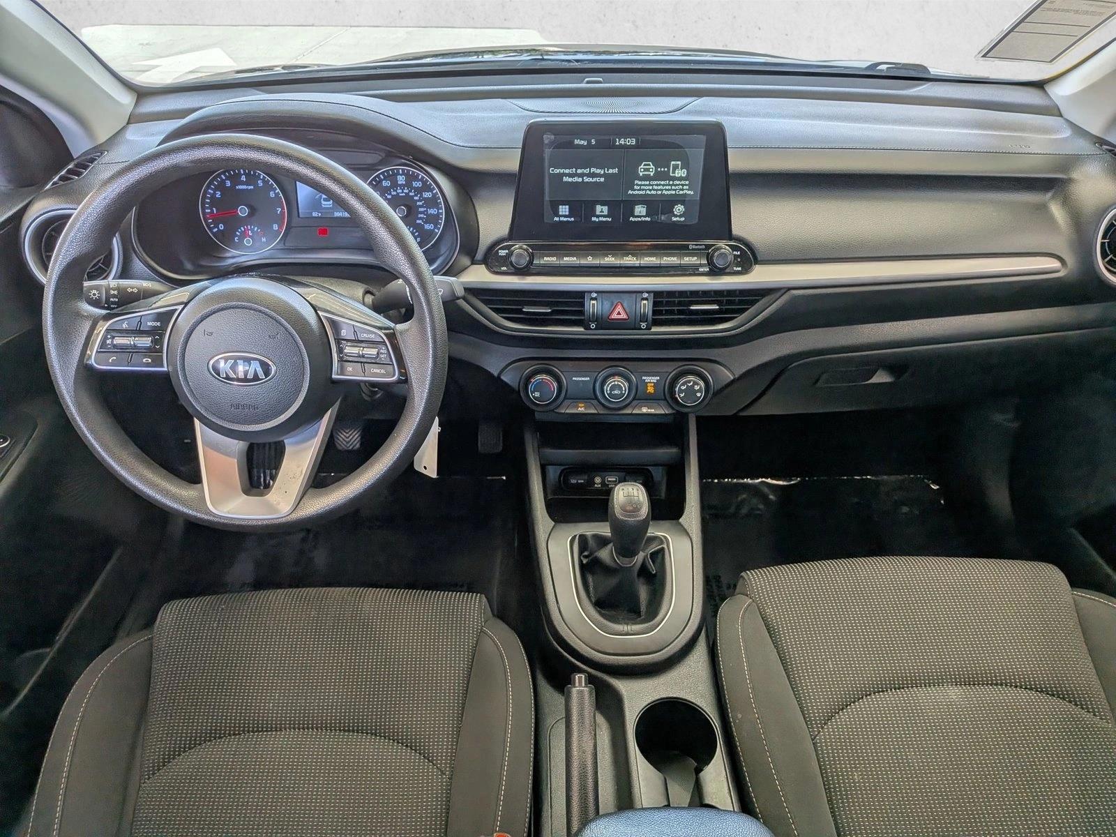 Thumbnail: 2020 Kia Forte - 3