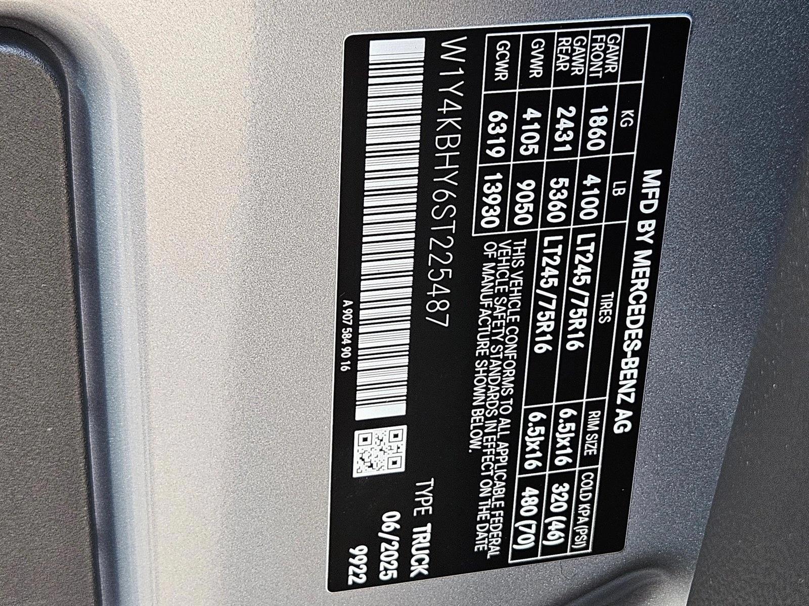 2025 Mercedes-Benz Sprinter Cargo Van Base - Photo 26