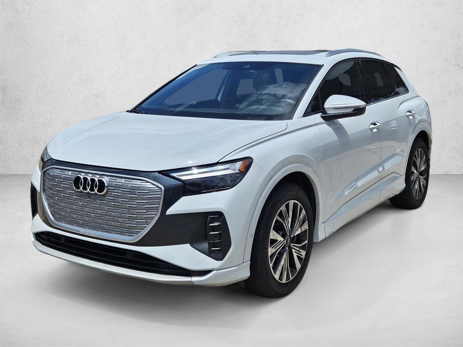 Thumbnail: 2024 Audi Q4 e-tron - 1